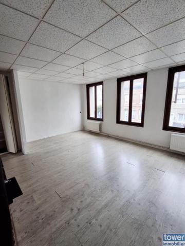 Duplex
                                                                                                                                                                                                                                                                                                                        4 pièce(s)                                                                                                                                                                                                          3 chambre(s)                                                                                                                                                                                                          80  m²