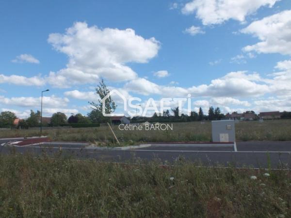 Beau terrain constructible de 1005m²