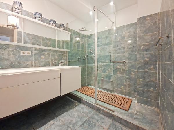 Appartement Cannes 4/5 pièces 173 m² - Basse Californie - Plages - Croisette - Parking et Caves
