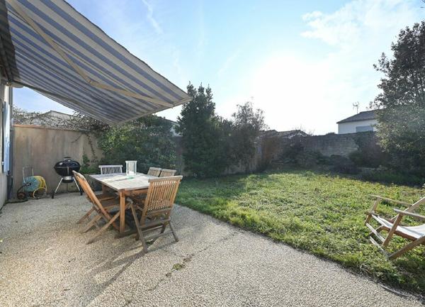 Maison à vendre    5 pièces •  Saint-Martin-de-Ré