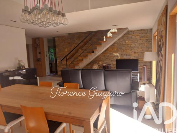 Maison à vendre 7 pièces 200 m² Sanary-sur-Mer