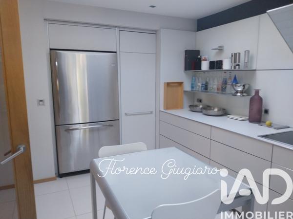 Maison à vendre 7 pièces 200 m² Sanary-sur-Mer