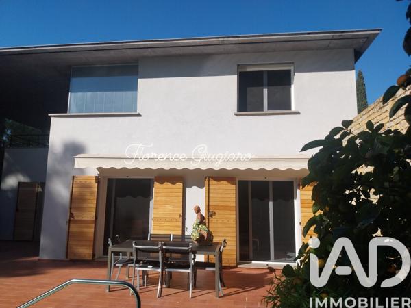 Maison à vendre 7 pièces 200 m² Sanary-sur-Mer
