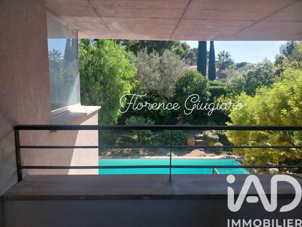 Maison à vendre 7 pièces 200 m² Sanary-sur-Mer