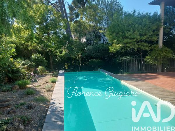 Maison à vendre 7 pièces 200 m² Sanary-sur-Mer