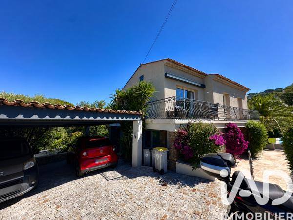 Maison à vendre 7 pièces 168 m² Sainte-Maxime