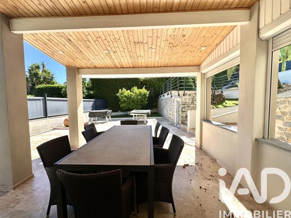 Maison à vendre 7 pièces 168 m² Sainte-Maxime