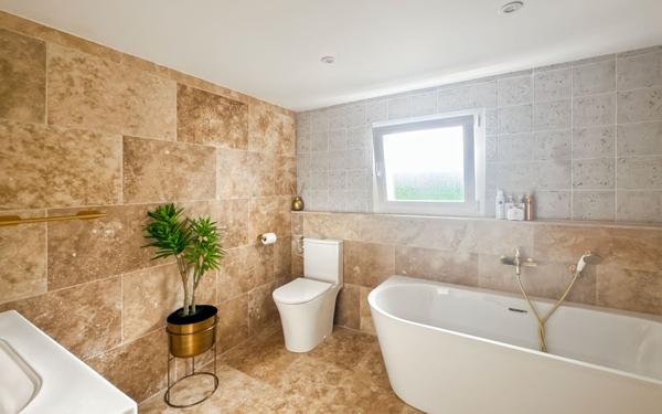 Maison à vendre    7 pièces • 160 m2 Touques