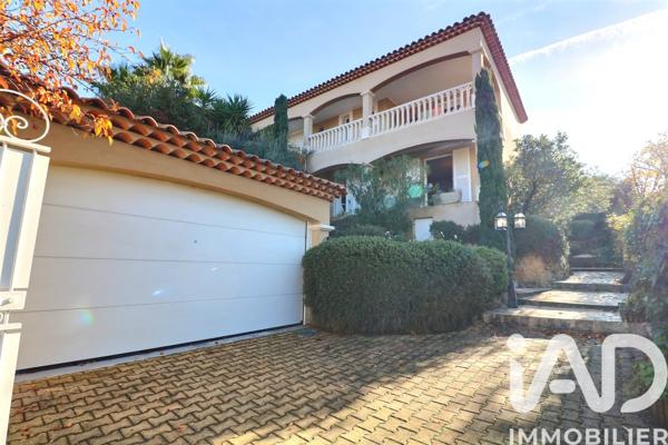 Maison à vendre 3 pièces 146,5 m² Marseille 13