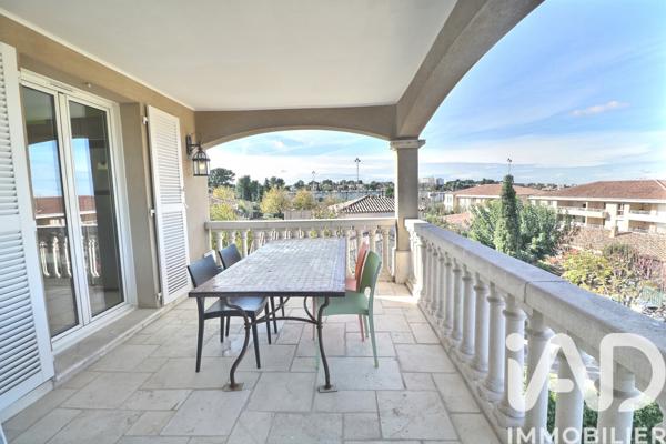 Maison à vendre 3 pièces 146,5 m² Marseille 13