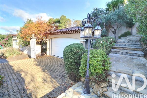 Maison à vendre 3 pièces 146,5 m² Marseille 13