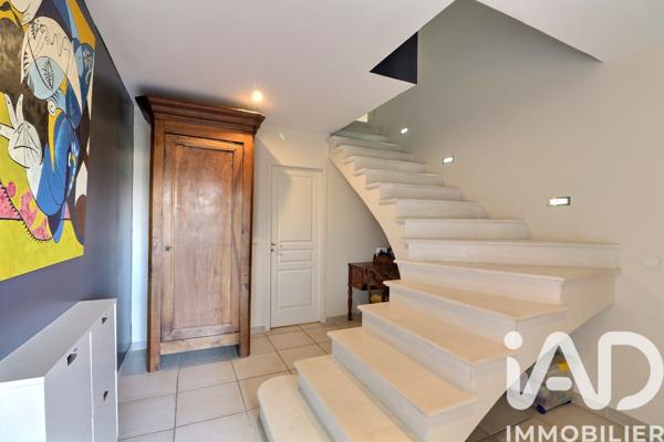 Maison à vendre 3 pièces 146,5 m² Marseille 13