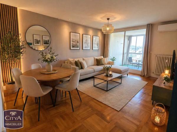 Appartement à vendre 3 pièces 88.77m² Bagnols-sur-Cèze (30200)