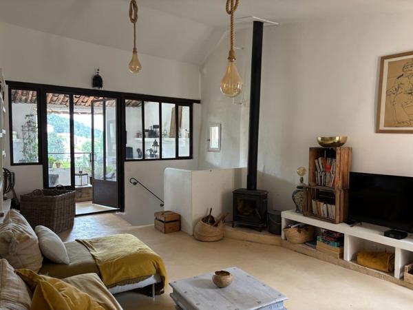 Maison de village de 127m² sur 4 niveaux avec terrasse