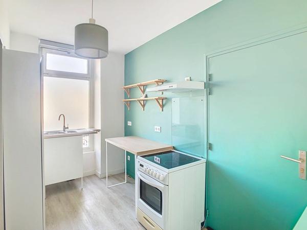 Appartement à louer    1 pièce •  Larche