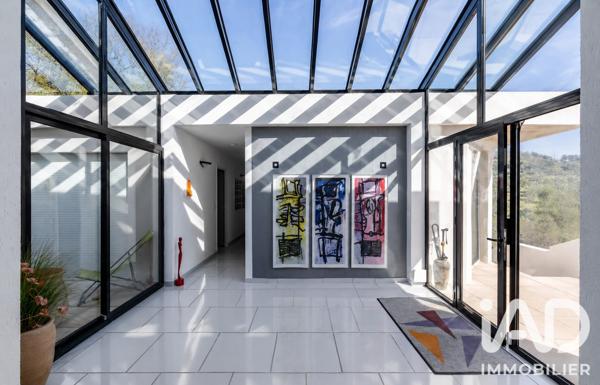 Maison à vendre 5 pièces 162 m² Le Rouret
