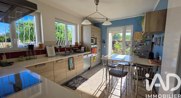 Maison à vendre 7 pièces 161 m² Saint-Amand-les-Eaux
