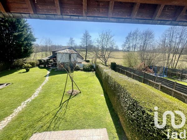 Maison 5 pièces de 119 m² à Bonneville-la-Louvet (14130)