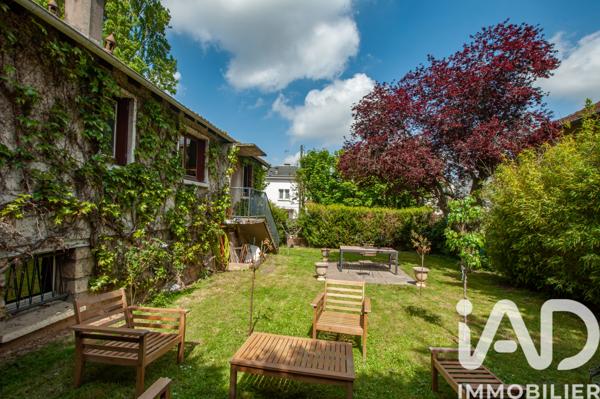 Maison à vendre 7 pièces 139 m² La Celle-Saint-Cloud