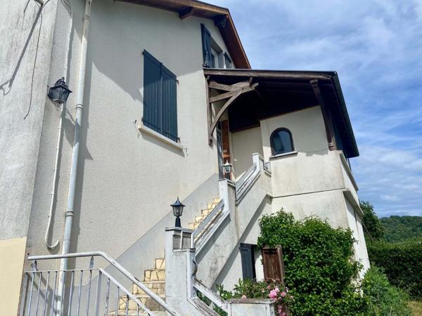 Tres grande maison
