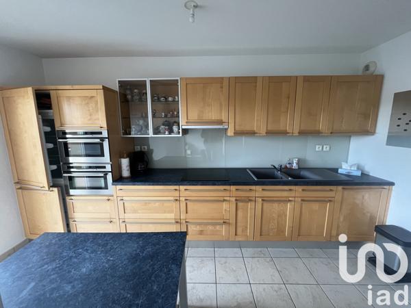 Appartement 3 pièces de 77 m² à Rezé (44400)