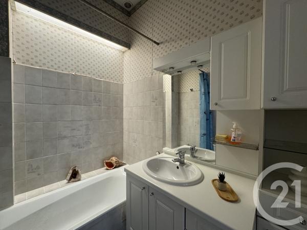 Appartement F3 à vendre  3 pièces - 63,34 m2 ST DIE DES VOSGES - 88