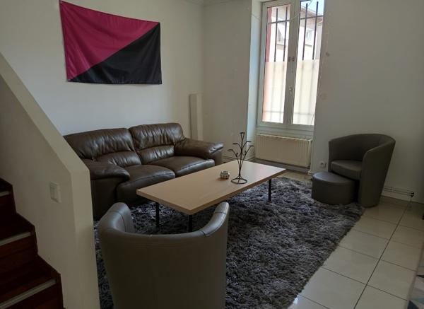 EN COLOCATION ? 2 CHAMBRES DISPONIBLES SUR 4 - 11 ET 12 M2 - MAISON - MONCHAT Lyon EN COLOCATION ? 2 CHAMBRES DISPONIBLES SUR 4 - 11 ET 12 M2 - MAISON - MONCHAT Lyon