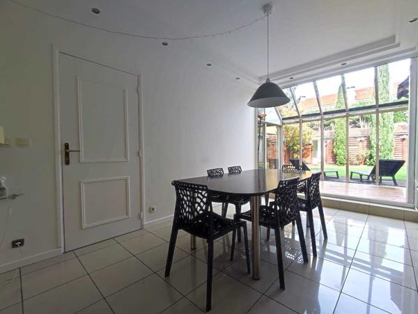 EN COLOCATION ? 2 CHAMBRES DISPONIBLES SUR 4 - 11 ET 12 M2 - MAISON - MONCHAT Lyon EN COLOCATION ? 2 CHAMBRES DISPONIBLES SUR 4 - 11 ET 12 M2 - MAISON - MONCHAT Lyon