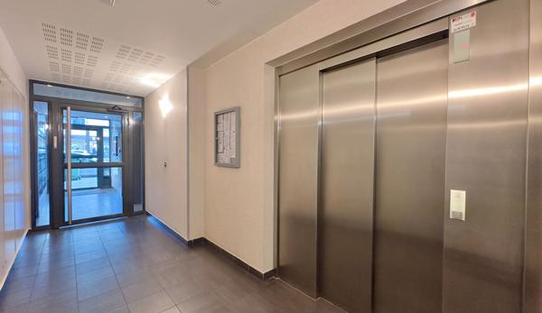 APPARTEMENT T3 À CHÂTILLON, AVENUE DE PARIS, RÉSIDENCE RÉCENTE AVEC PARKING