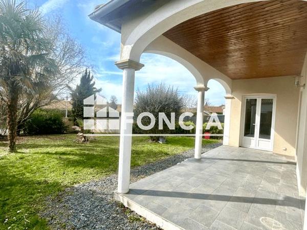 À vendre Maison 6 pièces 150 m² - Smarves 86240