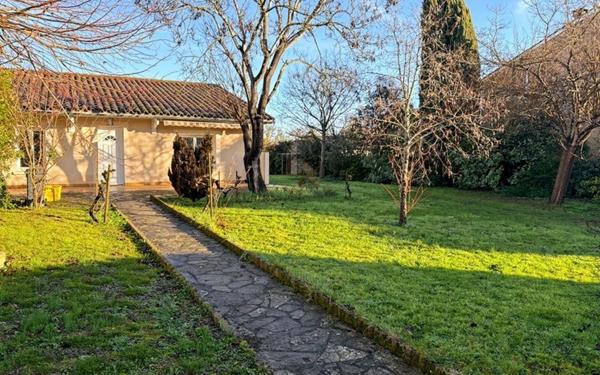 Maison à vendre    6 pièces •  Fleurance