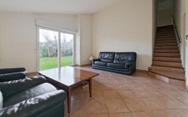 Maison à vendre    6 pièces •  Fleurance