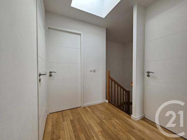 Maison à vendre  4 pièces - 77,64 m 2   LA VARENNE ST HILAIRE  - 94