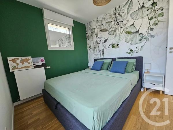 Maison à vendre  4 pièces - 77,64 m 2   LA VARENNE ST HILAIRE  - 94