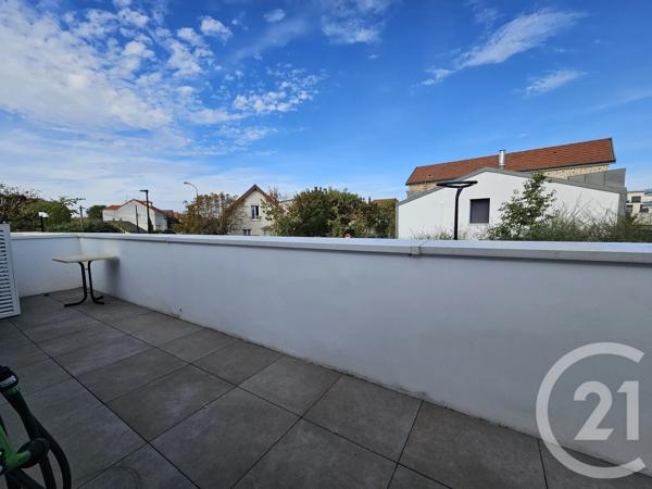 Maison à vendre  4 pièces - 77,64 m 2   LA VARENNE ST HILAIRE  - 94