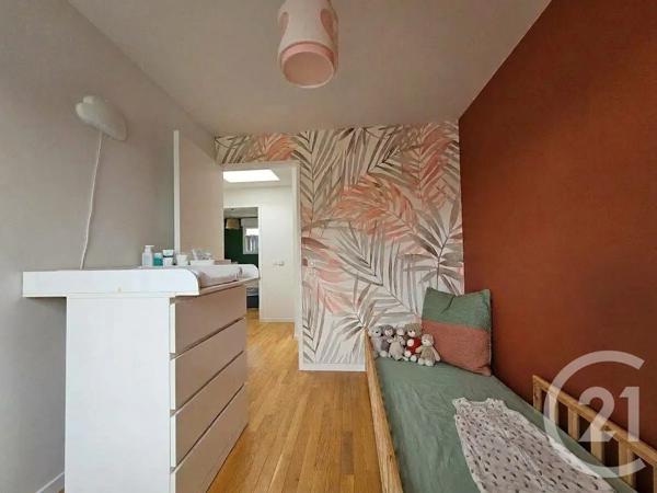 Maison à vendre  4 pièces - 77,64 m 2   LA VARENNE ST HILAIRE  - 94