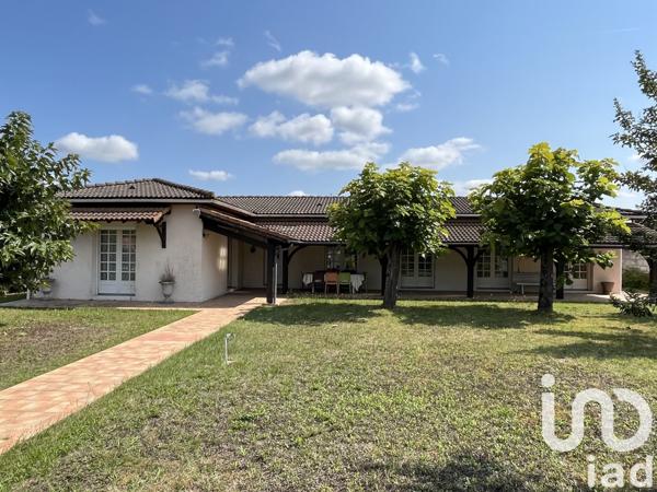 House for sale 5 rooms 118 m² Saint-Loubès