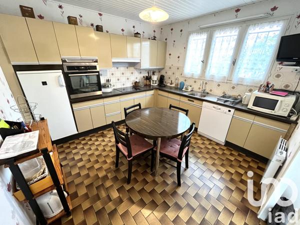 House for sale 5 rooms 118 m² Saint-Loubès