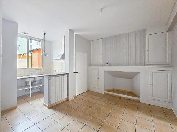 Location / Appartement T3