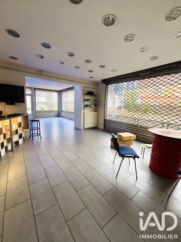 Murs commerciaux  à vendre 340 m² Suresnes