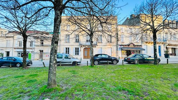 A VENDRE APPARTEMENT DE STANDING DE 64 M2 - JONZAC CENTRE , Jonzac A VENDRE APPARTEMENT DE STANDING DE 64 M2 - JONZAC CENTRE , Jonzac