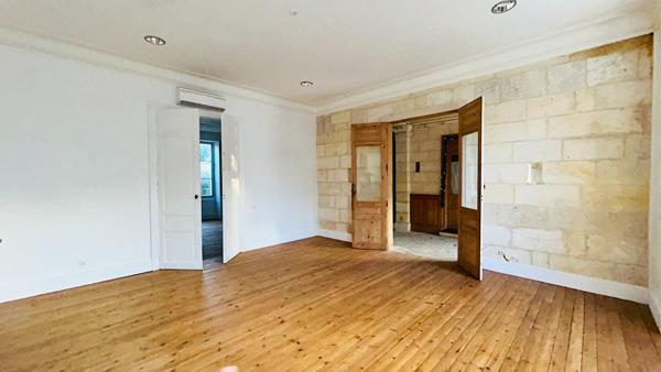 A VENDRE APPARTEMENT DE STANDING DE 64 M2 - JONZAC CENTRE , Jonzac A VENDRE APPARTEMENT DE STANDING DE 64 M2 - JONZAC CENTRE , Jonzac