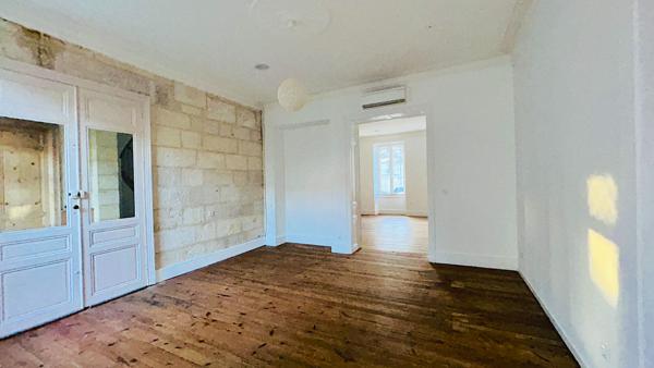 A VENDRE APPARTEMENT DE STANDING DE 64 M2 - JONZAC CENTRE , Jonzac A VENDRE APPARTEMENT DE STANDING DE 64 M2 - JONZAC CENTRE , Jonzac