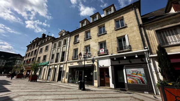 Appartement de 5 pièces principales situé en centre ville de Compiègne