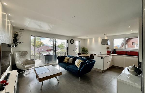 EXCLUSIVITE - T4 récent avec terrasse et garage double