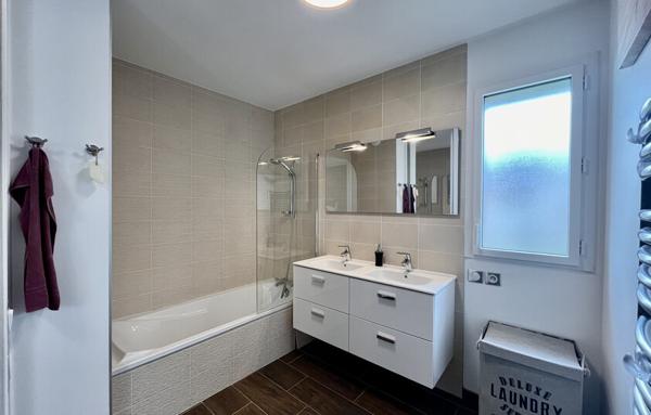 EXCLUSIVITE - T4 récent avec terrasse et garage double