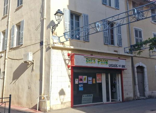 Immeuble à vendre    2 pièces •  La Seyne-sur-Mer