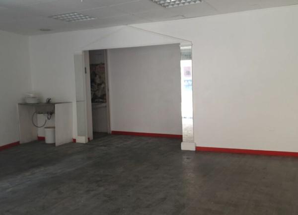 Immeuble à vendre    2 pièces •  La Seyne-sur-Mer