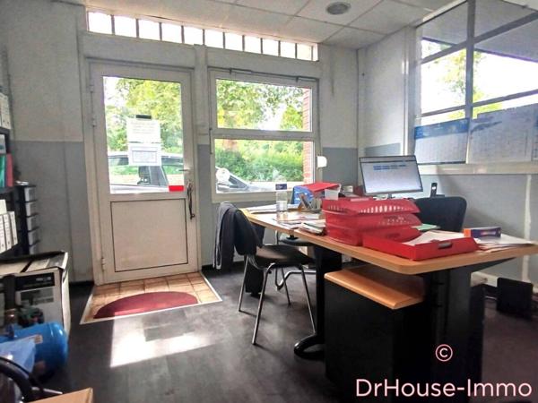 Loft / Atelier à vendre 4 pièces de 390 m²