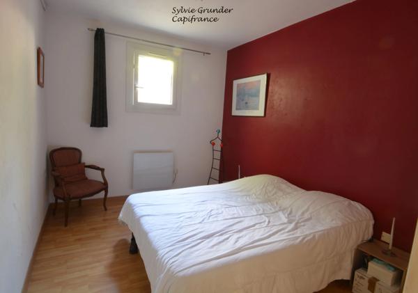 Maison à vendre 4 pièces SAINT MITRE LES REMPARTS (13) à deux pas des plages quartier VARAGE